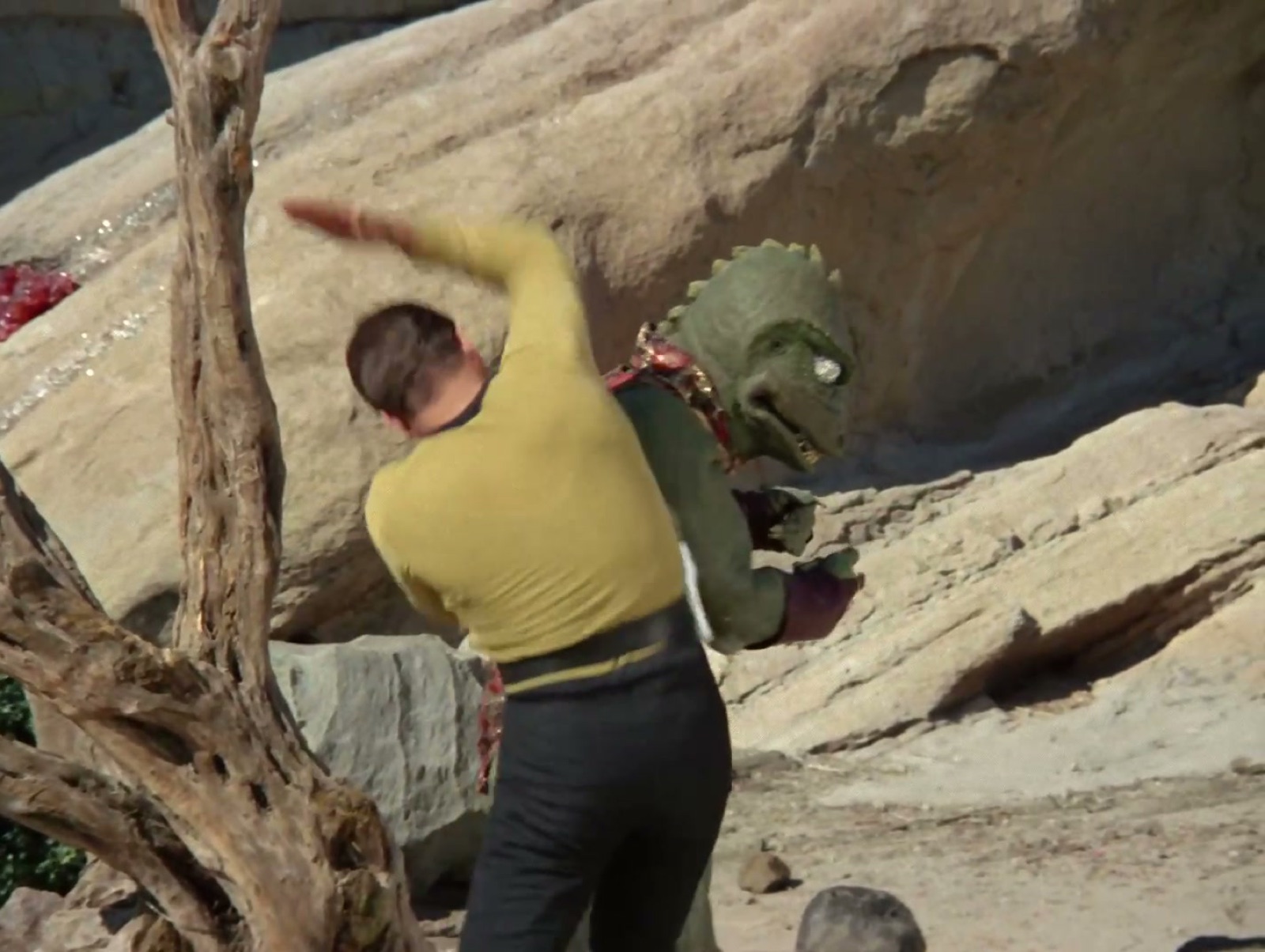 Kirk swings at the Gorn in Arena